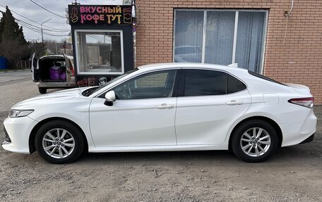 Toyota Camry, 2020 год, 1 995 000 рублей, 4 фотография