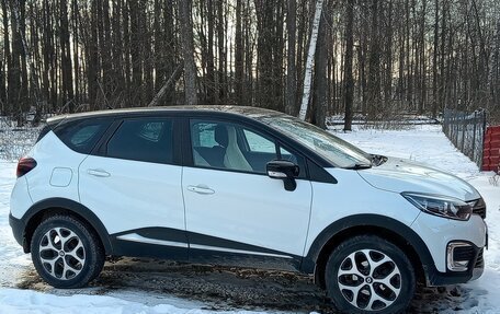 Renault Kaptur I рестайлинг, 2017 год, 1 200 000 рублей, 8 фотография