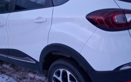 Renault Kaptur I рестайлинг, 2017 год, 1 200 000 рублей, 2 фотография