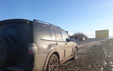 Mitsubishi Pajero IV, 2013 год, 2 100 000 рублей, 4 фотография