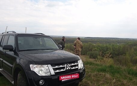 Mitsubishi Pajero IV, 2013 год, 2 100 000 рублей, 3 фотография