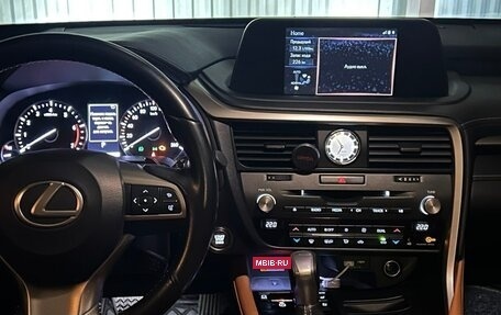 Lexus RX IV рестайлинг, 2019 год, 5 000 000 рублей, 14 фотография