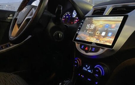 Hyundai Solaris II рестайлинг, 2016 год, 870 000 рублей, 7 фотография