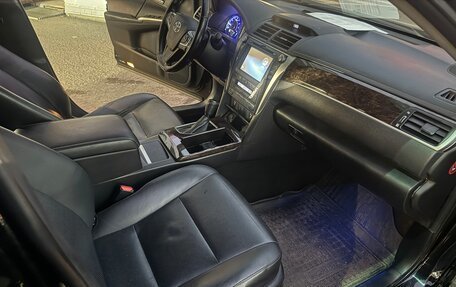 Toyota Camry, 2015 год, 1 850 000 рублей, 2 фотография