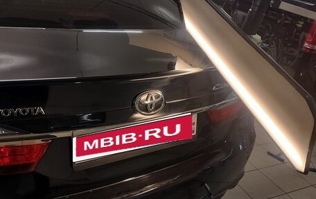 Toyota Camry, 2015 год, 1 850 000 рублей, 4 фотография