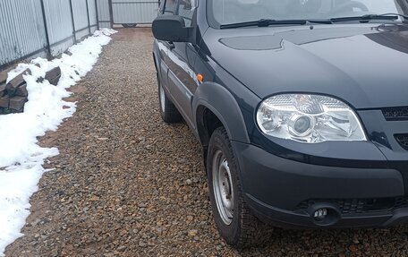 Chevrolet Niva I рестайлинг, 2009 год, 430 000 рублей, 2 фотография