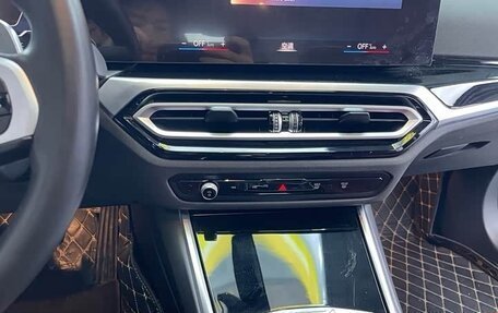 BMW 3 серия, 2023 год, 3 140 000 рублей, 10 фотография