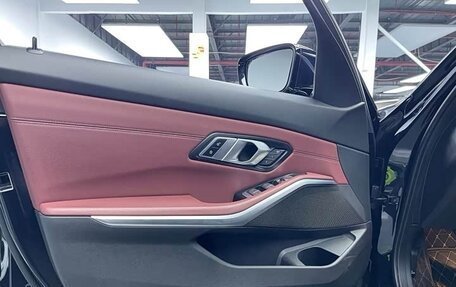 BMW 3 серия, 2023 год, 3 140 000 рублей, 13 фотография