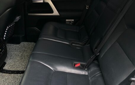 Toyota Land Cruiser 200, 2015 год, 5 650 000 рублей, 4 фотография