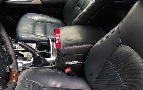 Toyota Land Cruiser 200, 2015 год, 5 650 000 рублей, 3 фотография