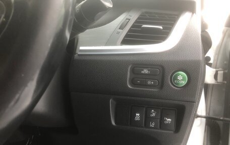 Honda Jade I, 2015 год, 1 350 000 рублей, 12 фотография