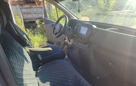 Opel Vivaro B, 2017 год, 2 100 000 рублей, 2 фотография