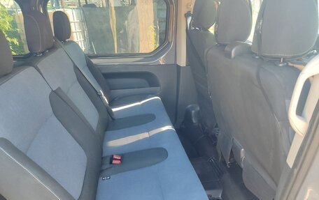 Opel Vivaro B, 2017 год, 2 100 000 рублей, 3 фотография