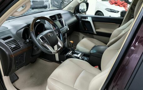 Toyota Land Cruiser Prado 150 рестайлинг 2, 2013 год, 2 850 000 рублей, 12 фотография