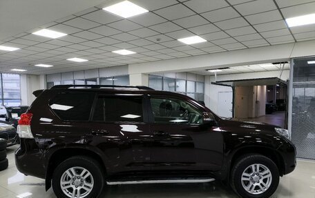 Toyota Land Cruiser Prado 150 рестайлинг 2, 2013 год, 2 850 000 рублей, 5 фотография