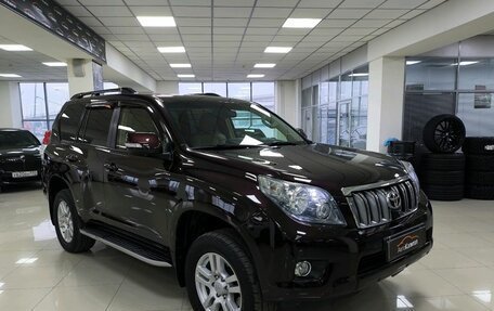 Toyota Land Cruiser Prado 150 рестайлинг 2, 2013 год, 2 850 000 рублей, 4 фотография