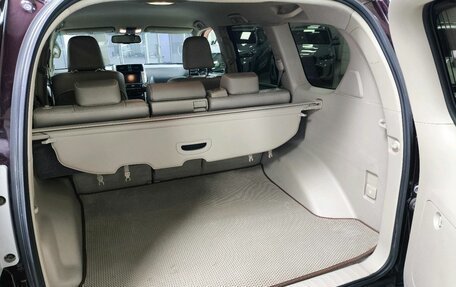 Toyota Land Cruiser Prado 150 рестайлинг 2, 2013 год, 2 850 000 рублей, 16 фотография