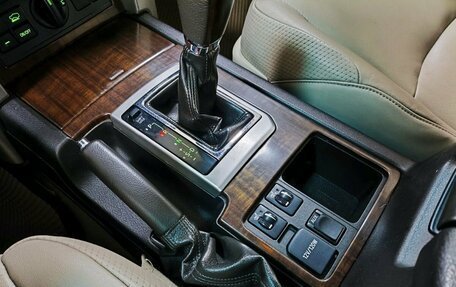 Toyota Land Cruiser Prado 150 рестайлинг 2, 2013 год, 2 850 000 рублей, 24 фотография