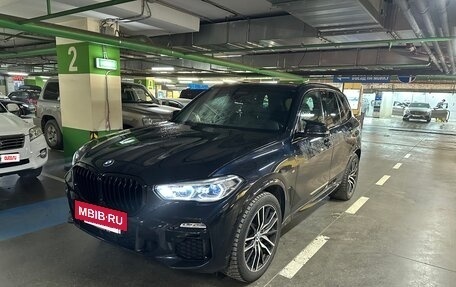 BMW X5, 2019 год, 7 700 000 рублей, 2 фотография