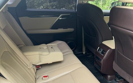 Lexus RX IV рестайлинг, 2016 год, 3 200 000 рублей, 9 фотография