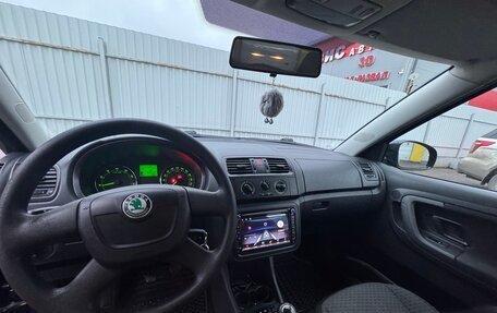 Skoda Fabia II, 2011 год, 630 000 рублей, 12 фотография