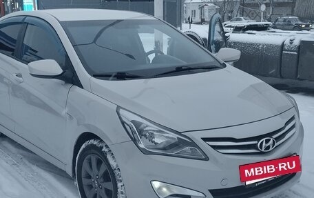Hyundai Solaris II рестайлинг, 2014 год, 920 000 рублей, 4 фотография