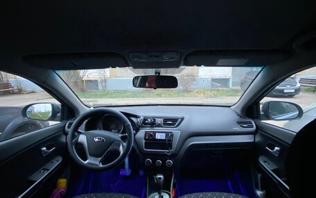 KIA Rio III рестайлинг, 2015 год, 895 000 рублей, 10 фотография