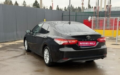 Toyota Camry, 2021 год, 2 310 000 рублей, 6 фотография