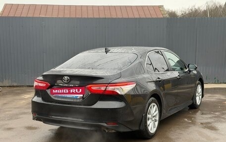 Toyota Camry, 2021 год, 2 310 000 рублей, 8 фотография