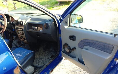 Renault Logan I, 2006 год, 140 000 рублей, 2 фотография