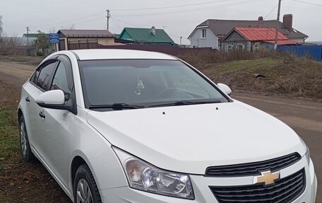 Chevrolet Cruze II, 2014 год, 850 000 рублей, 4 фотография