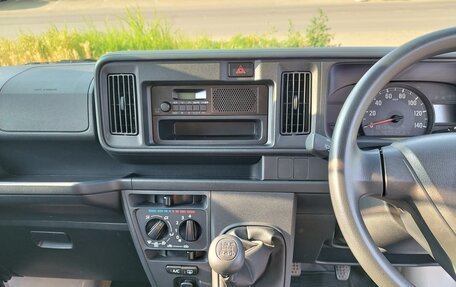 Daihatsu Hijet X, 2020 год, 1 050 000 рублей, 9 фотография