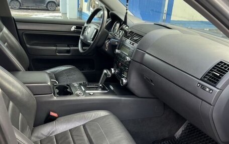 Volkswagen Touareg III, 2010 год, 1 650 000 рублей, 5 фотография