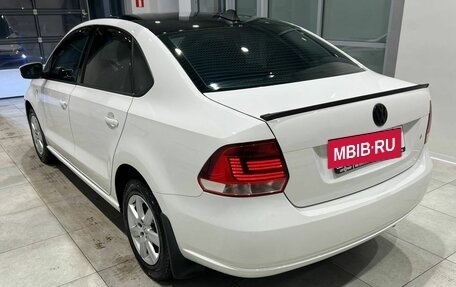 Volkswagen Polo VI (EU Market), 2013 год, 850 000 рублей, 10 фотография