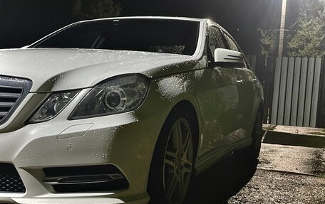 Mercedes-Benz E-Класс, 2012 год, 2 200 000 рублей, 9 фотография