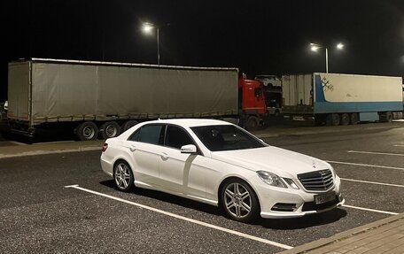 Mercedes-Benz E-Класс, 2012 год, 2 200 000 рублей, 19 фотография