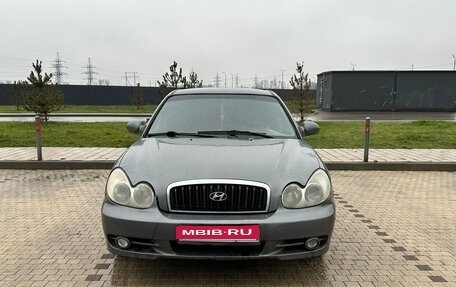 Hyundai Sonata IV рестайлинг, 2004 год, 250 000 рублей, 1 фотография