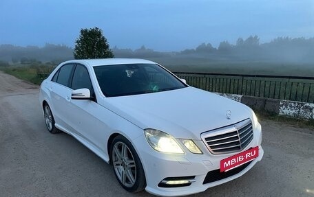 Mercedes-Benz E-Класс, 2012 год, 2 200 000 рублей, 18 фотография