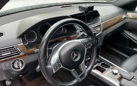 Mercedes-Benz E-Класс, 2012 год, 2 200 000 рублей, 29 фотография