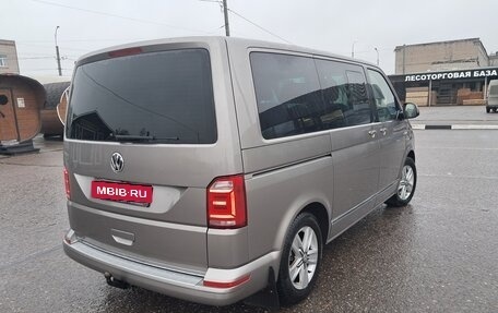 Volkswagen Multivan T6 рестайлинг, 2016 год, 3 030 000 рублей, 7 фотография