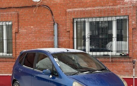 Honda Fit III, 2002 год, 300 000 рублей, 3 фотография