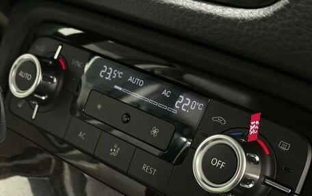 Volkswagen Touareg III, 2012 год, 1 859 900 рублей, 10 фотография