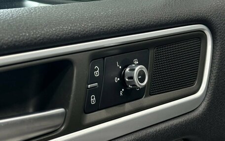 Volkswagen Touareg III, 2012 год, 1 859 900 рублей, 14 фотография