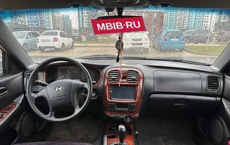 Hyundai Sonata IV рестайлинг, 2004 год, 250 000 рублей, 5 фотография