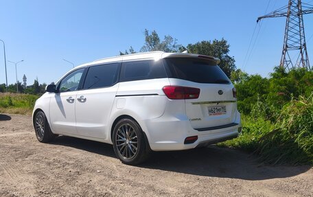 KIA Carnival III, 2019 год, 2 765 000 рублей, 3 фотография
