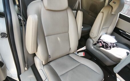 KIA Carnival III, 2019 год, 2 765 000 рублей, 10 фотография