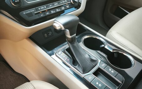 KIA Carnival III, 2019 год, 2 765 000 рублей, 14 фотография