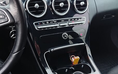 Mercedes-Benz C-Класс, 2015 год, 1 900 000 рублей, 21 фотография