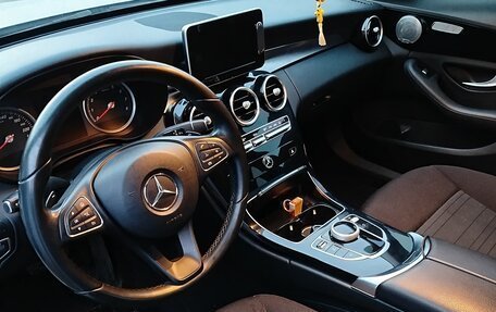 Mercedes-Benz C-Класс, 2015 год, 1 900 000 рублей, 22 фотография