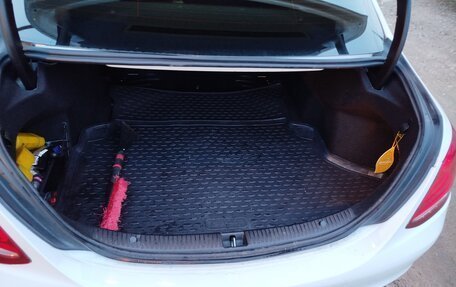 Mercedes-Benz C-Класс, 2015 год, 1 900 000 рублей, 34 фотография